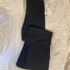 Margaret M Size 4 Black Poly/Rayon Slack